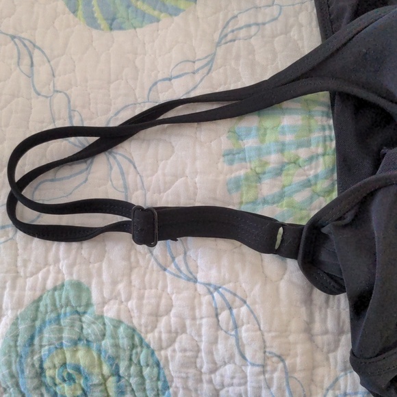 Stunning Black One Piece Swimsuit Sz 22 - Picture 8 of 8